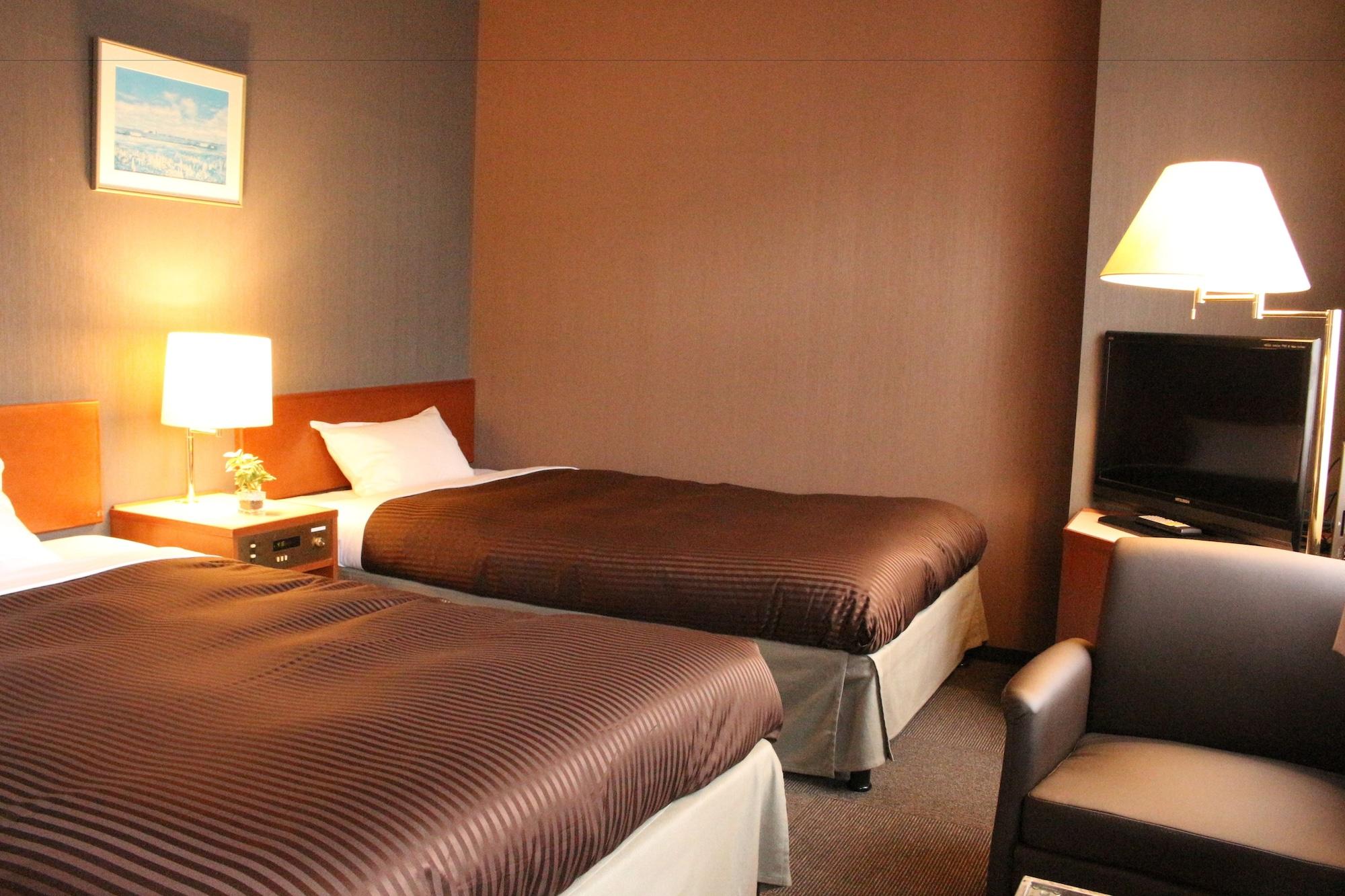 Hotel Livemax Budget Hiratsuka Ekimae Экстерьер фото